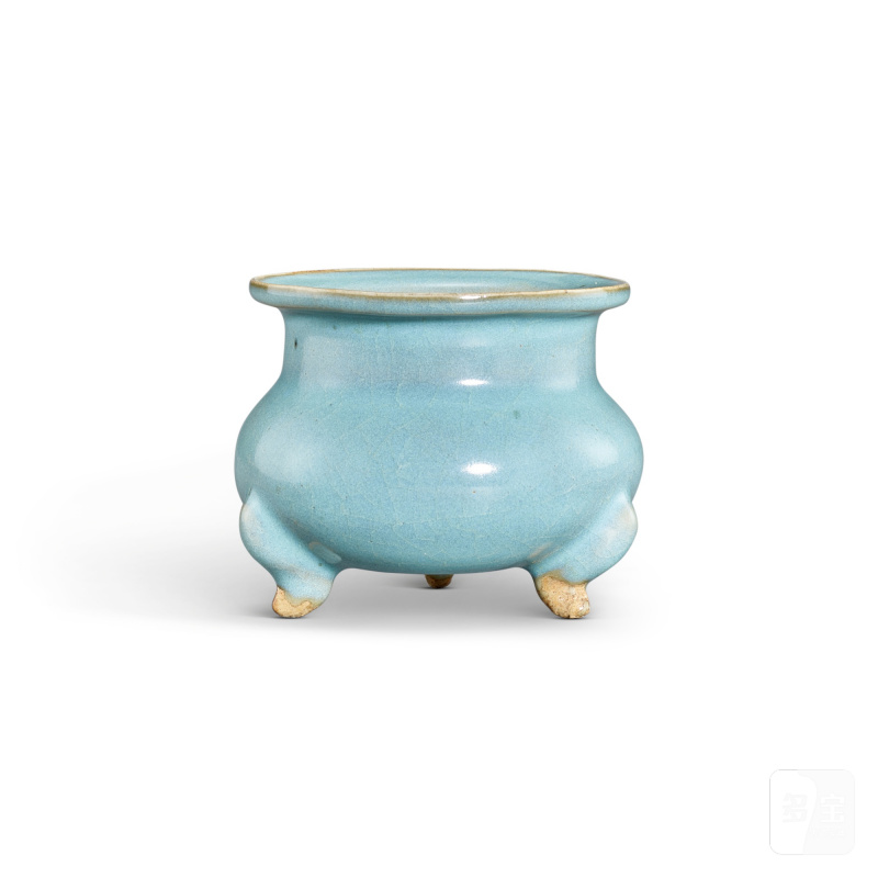 A Junyao blue-glazed tripod incense burner, Southern Song dynasty | 南宋 鈞窰天藍釉三足爐 - 图2